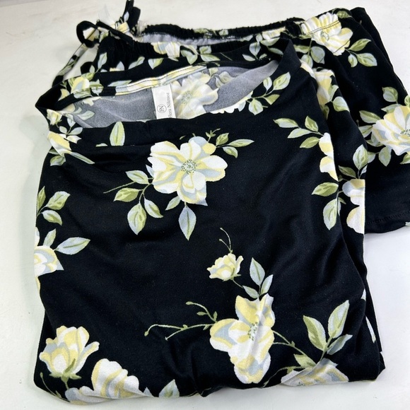NEW Flora Nikrooz Ladies 2 Piece Pajamas PJs Set Women's Size XXL Black Floral - Picture 5 of 7